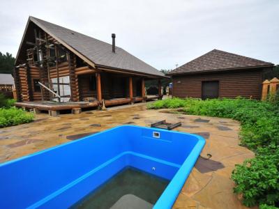 Armhole Vertical Thumbnails