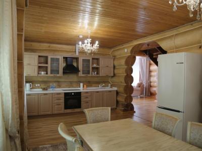 Armhole Vertical Thumbnails