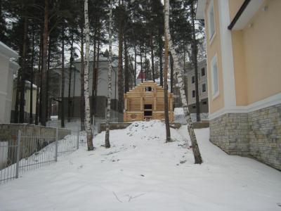 Armhole Vertical Thumbnails