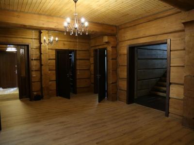 Armhole Vertical Thumbnails