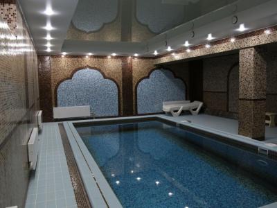 Armhole Vertical Thumbnails