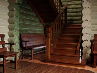 Armhole Vertical Thumbnails