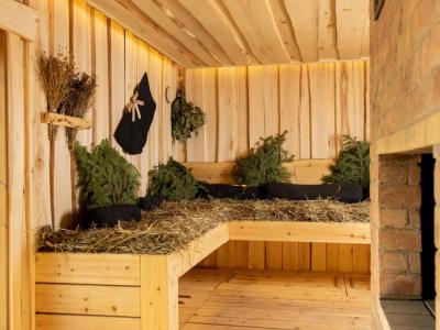 Armhole Vertical Thumbnails