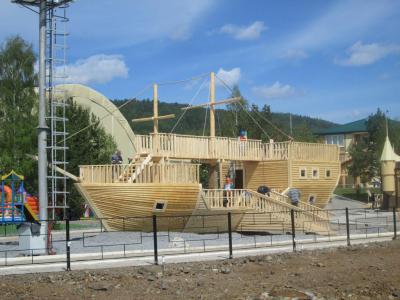 Armhole Vertical Thumbnails