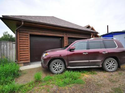 Armhole Vertical Thumbnails