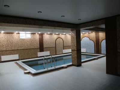 Armhole Vertical Thumbnails