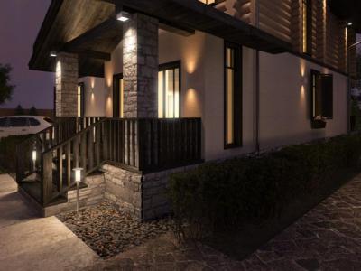 Armhole Vertical Thumbnails